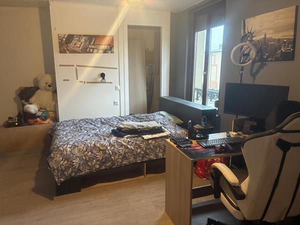 GRAVIGNY - 27930 - APPARTEMENT EN TRIPLEX - RÉSIDENCE SÉCURISÉE - 66 M2 - 140 000  HAI