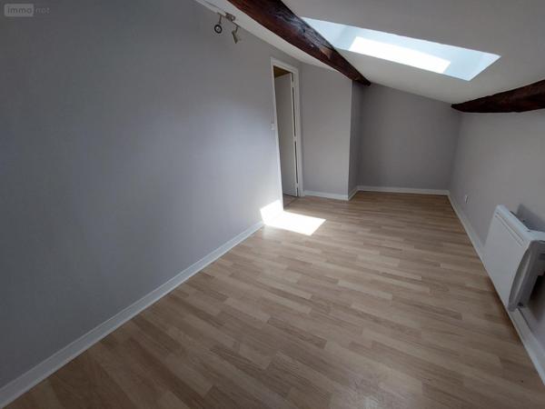 Appartement à louer à Bourg-en-Bresse dans l'Ain (01000), ref : T3 Hudellet 2ème ét duplex   
Centre ville