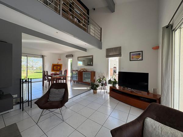 MAISON A VENDRE À MONTAUBAN (82)? ENVIRONNEMENT CALME ,VERDOYANT, GARAGE, PISCINE