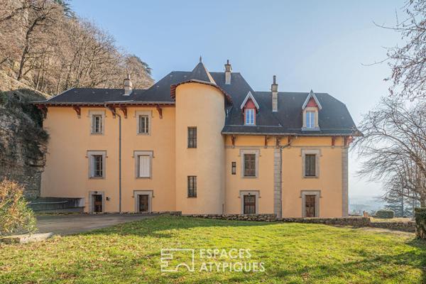 Propriété d’exception adossée à la Chartreuse et sa vue imprenable