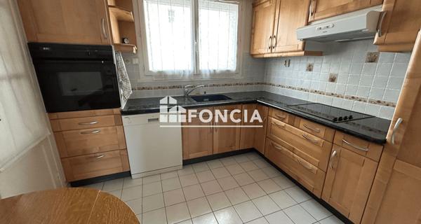 À vendre Appartement 5 pièces 88.95 m² - Poitiers 86000