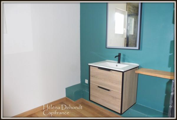 En vente cette maison lumineuse et fonctionnelle.