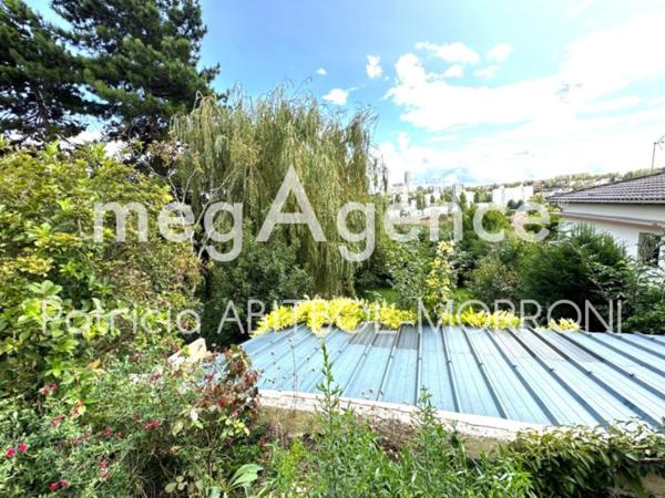 Maison à FONTENAY-SOUS-BOIS, 94120 - 5 pièces 142m²