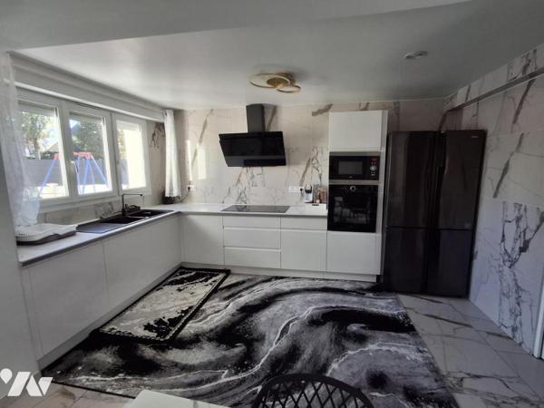 Couëron Chabossière maison 5 chambres rénovée et agrandiie