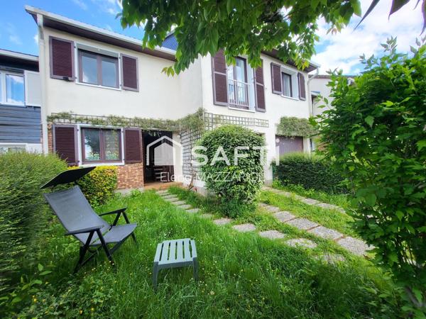 Maison familiale  4 chambres avec double jardin privatif dans un cadre privilégié