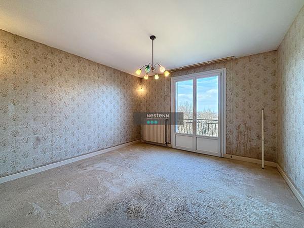 Maison à fort potentiel - 9 000 m² de terrain avec vue dégagée sur la campagne