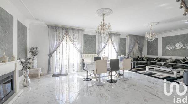 Demeure 10 pièces de 361 m² à Melun (77000)