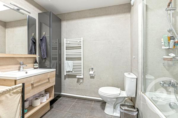 Appartement F4 à vendre  4 pièces - 85,13 m2 ASNIERES SUR SEINE - 92