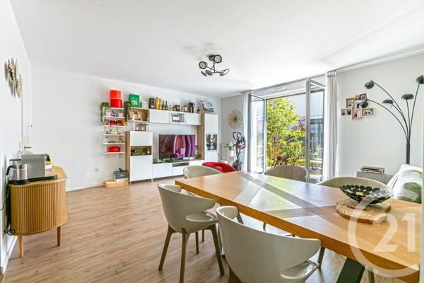 Appartement F4 à vendre  4 pièces - 85,13 m2 ASNIERES SUR SEINE - 92