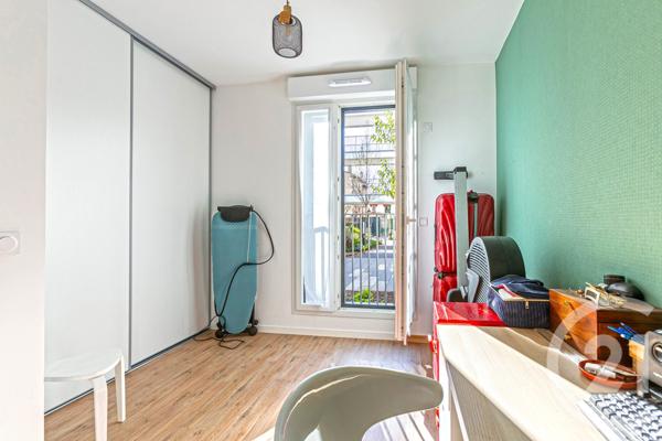 Appartement F4 à vendre  4 pièces - 85,13 m2 ASNIERES SUR SEINE - 92