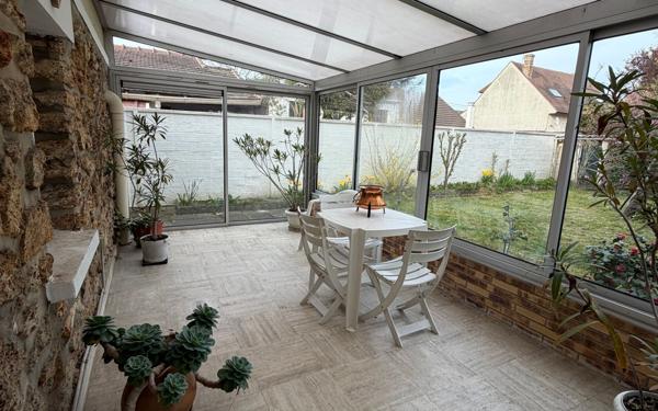 Maison à vendre    3 pièces •  Champs-sur-Marne