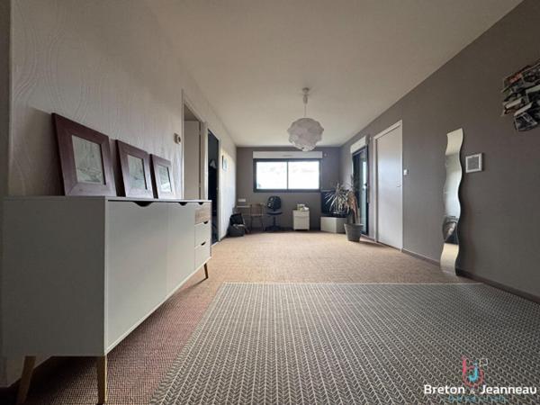 Maison à L'Huisserie