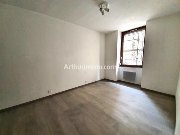 Location Appartement 4 pièces 71 m2 à Lons-le-Saunier