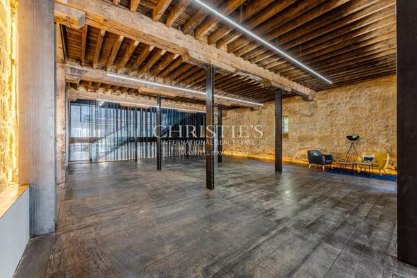BORDEAUX SAINT-MICHEL – ANCIEN HANGAR RÉNOVÉ PAR ARCHITECTE