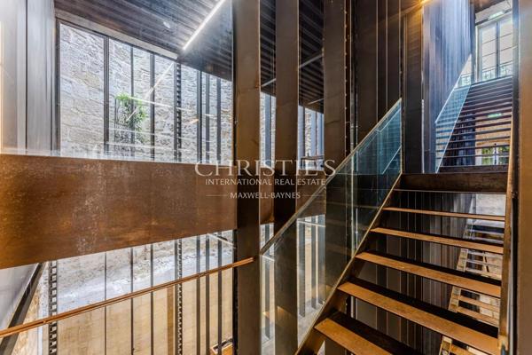 BORDEAUX SAINT-MICHEL – ANCIEN HANGAR RÉNOVÉ PAR ARCHITECTE