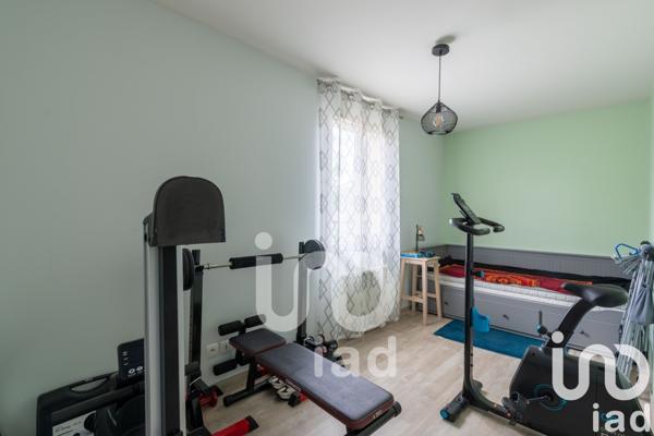 Maison 6 pièces de 110 m² à Chanteloup-les-Vignes (78570)