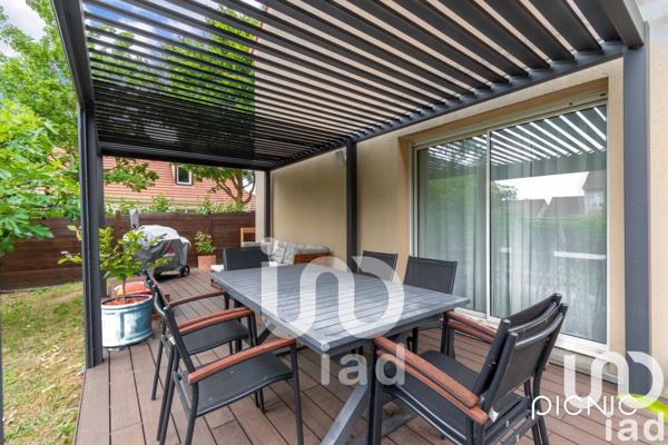 Maison 6 pièces de 110 m² à Chanteloup-les-Vignes (78570)