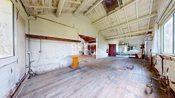 Entrepôt à fort potentiel 237 m² à SAMADET