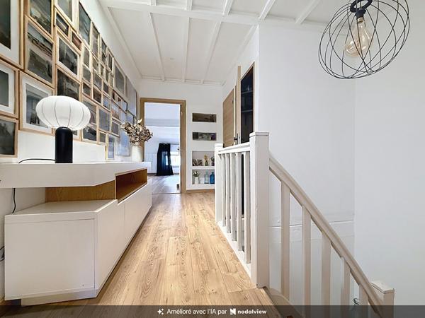 Magnifique appartement 220 m² atypique 5 chambres terrasse 23 m²