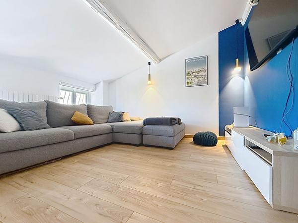 Magnifique appartement 220 m² atypique 5 chambres terrasse 23 m²