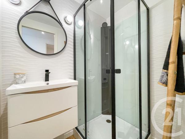 Appartement F5 à vendre  4 pièces - 86,80 m2 LES SABLES D OLONNE - 85