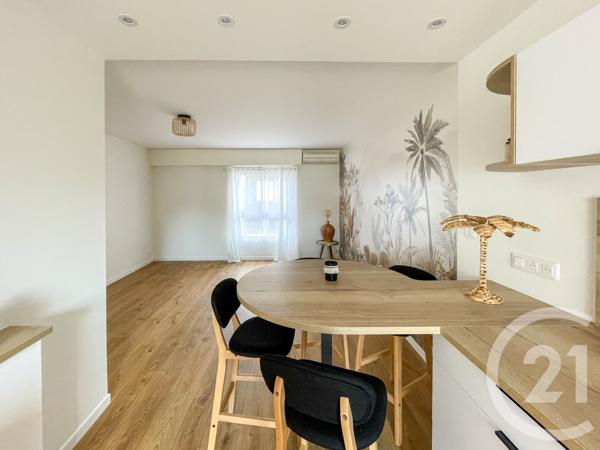 Appartement F5 à vendre  4 pièces - 86,80 m2 LES SABLES D OLONNE - 85