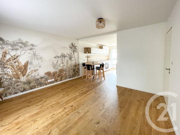 Appartement F5 à vendre  4 pièces - 86,80 m2 LES SABLES D OLONNE - 85