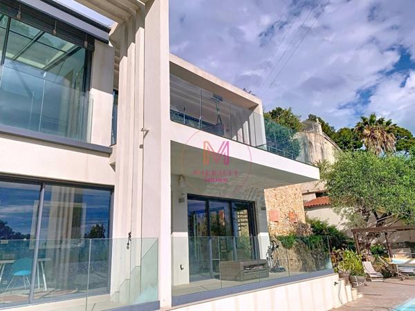 Maison à VILLEFRANCHE SUR MER (06230)