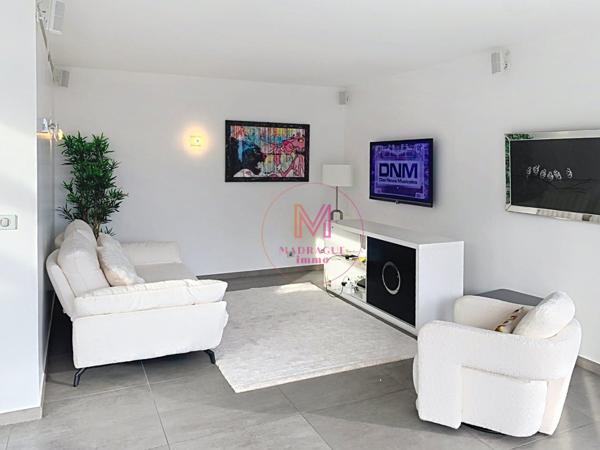 Maison à VILLEFRANCHE SUR MER (06230)