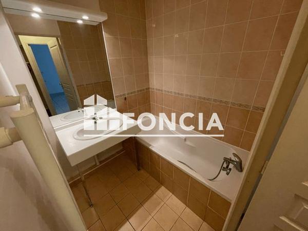 Location Appartement 2 pièces 43.92 m² - 2 ET 36 RUE DE LA CHANAL Miribel 01700