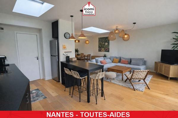 A VENDRE - MAISON EN REZ DE JARDIN ENTIEREMENT RENOVEE EN 2021 - PIECE DE VIE TRIPLE AVEC ACCES TERRASSE - STORE BAN - 3/5 CHAMBRES - GARAGE - RARE