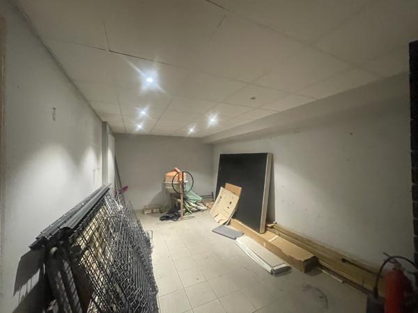 Saint-Étienne (42000) GARAGE + LOCAL 100M2 Bergson