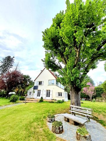 MAISON ET SON PARC ARBORÉ DANS LA VALLEE DE LA JUINE