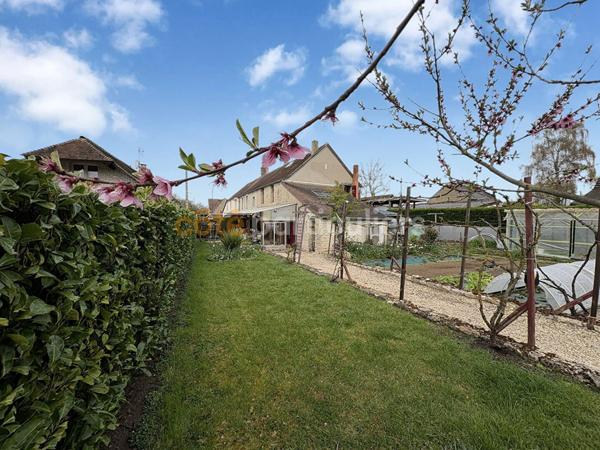 Vente
                Maison79 m² - 3 Pièces -
                    MEZIDON VALLEE D AUGE (14270)