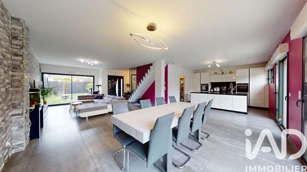 Maison à vendre 6 pièces 209 m² Brie-Comte-Robert