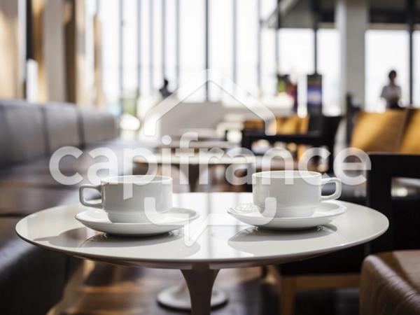 Fonds de commerce restauration rapide 37m2 équipée à vendre au cœur de NANTES (44)