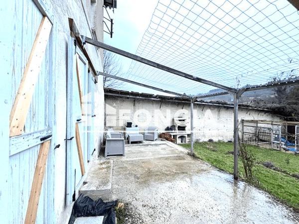 Location Appartement 3 pièces 86.96 m² - Saint Geoire En Valdaine 38620