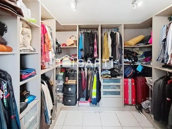 Spacieuse maison familiale de village avec combles aménageables