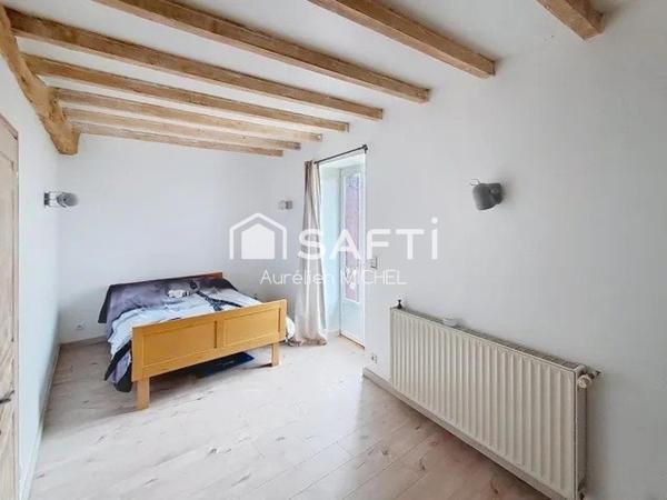 Spacieuse maison familiale de village avec combles aménageables