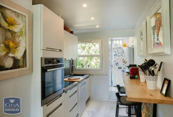 Appartement à vendre 3 pièces 59m² Fréjus (83600)