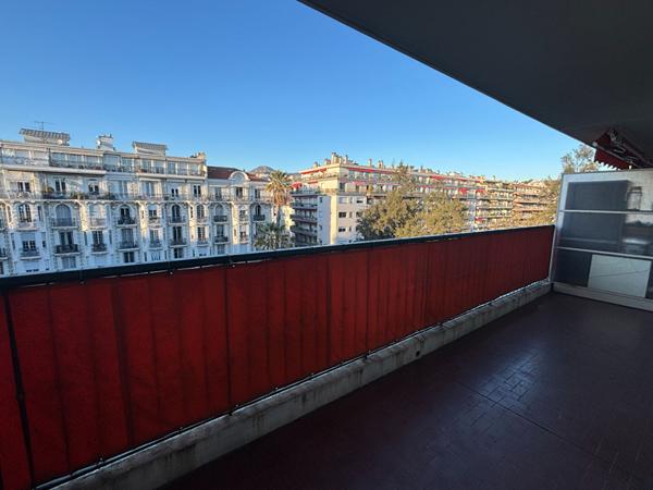 Quatre Pièces LIBERATION