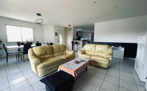 Maison à vendre    5 pièces •  Dax