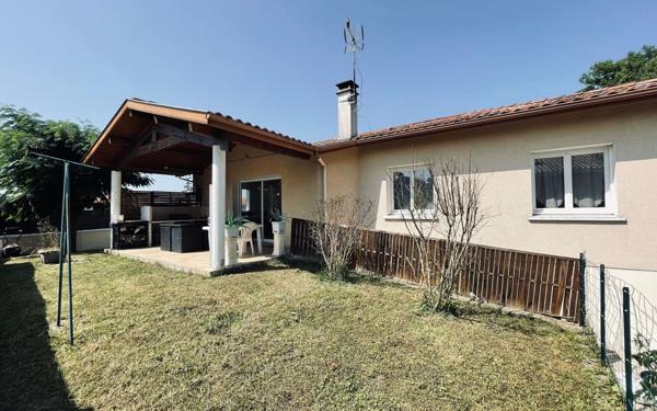 Maison à vendre    5 pièces •  Dax