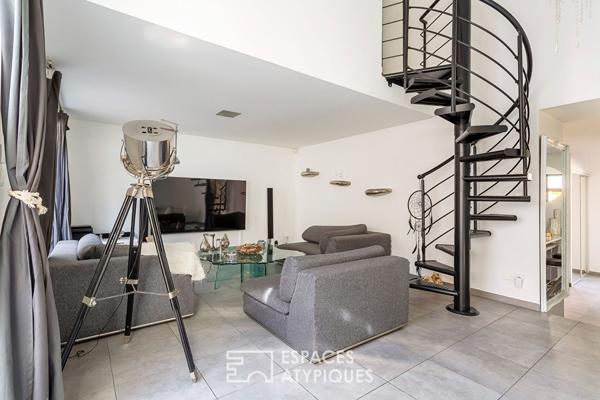 Maison ancienne rénovée avec patio privatif