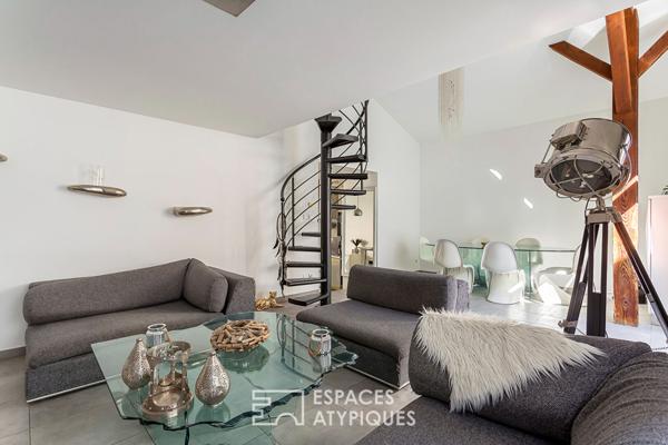 Maison ancienne rénovée avec patio privatif