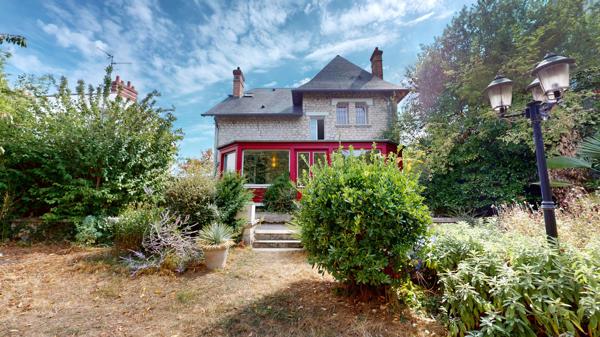 Maison 8 pièces de 184m2, Caen rive droite