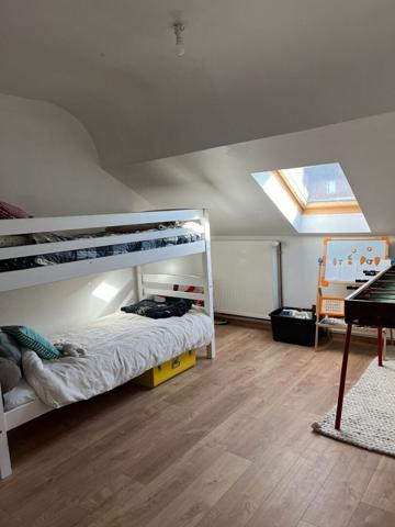 CHATEAUROUX - Centre ville - Maison de type 8 - Jardin - Garage