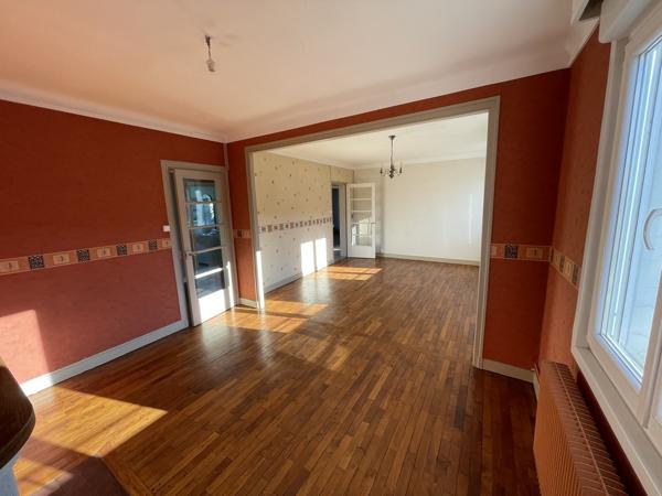 Vente Immeuble269,95 m² - 5 Pièces - ST POL SUR TERNOISE (62130)