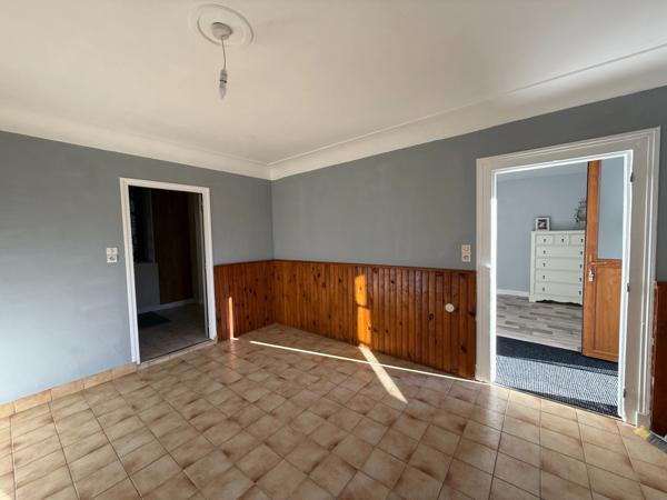 EN EXCLUSIVITE ! Corps de ferme avec maison d'habitation de 89m² sur terrain de 2hectares 2188m² 125 000 €