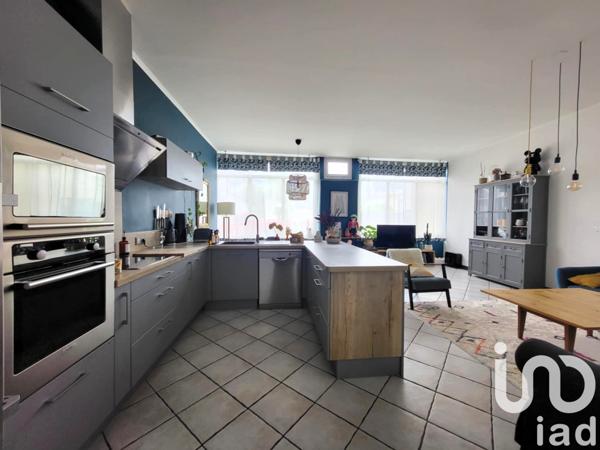 Maison à vendre 6 pièces 159 m² Reims
